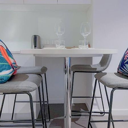 Amazing 2 Bedroom In Cbd! ブリスベン エクステリア 写真