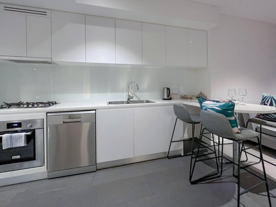 Amazing 2 Bedroom In Cbd! ブリスベン エクステリア 写真