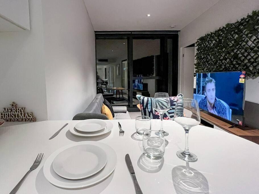 Amazing 2 Bedroom In Cbd! ブリスベン エクステリア 写真