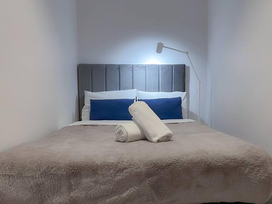 Amazing 2 Bedroom In Cbd! ブリスベン エクステリア 写真